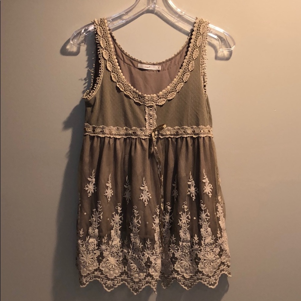 Boutique detailed shirt